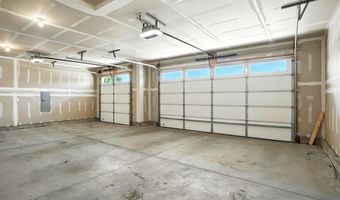 2203 Oak Terrace Ave, North Liberty, IA 52317