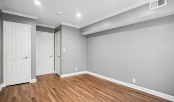 4815 31ST St S B1, Arlington, VA 22206