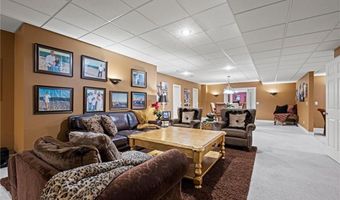 14971 Fairmount Rd, Basehor, KS 66007