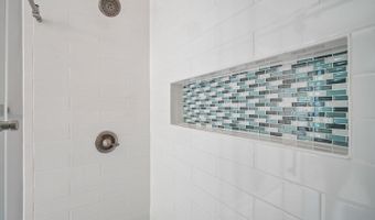 4049 COLUMBIA Pike, Arlington, VA 22204