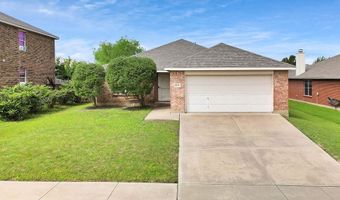 8146 Mossberg Dr, Arlington, TX 76002