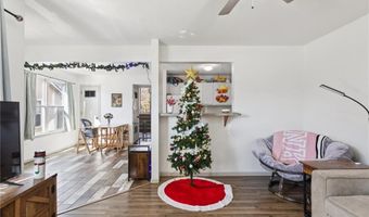 121 Silver Leaf Ln, Baldwin City, KS 66006