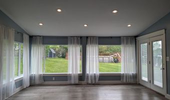 186 Westview Dr, Alma, MI 48801