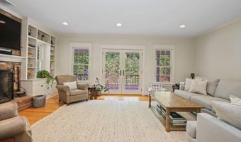 202 Mansfield Ave, Darien, CT 06820