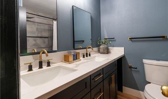 31 Jade Cir, Las Vegas, NV 89106