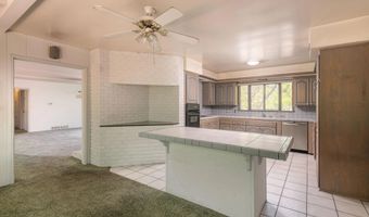 9424 Barbic Ln, Spring Valley, CA 91977