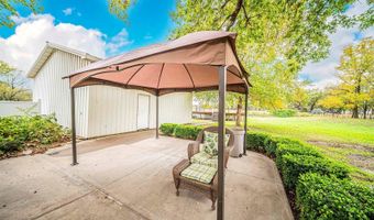 2397 Fair Rd, Abilene, KS 67410