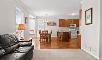 1196 Edgewater Ln, Antioch, IL 60002