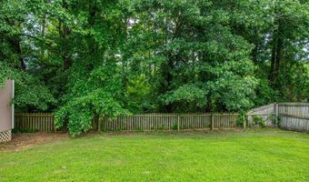 218 Hunters Run Dr, Benton, AR 72015