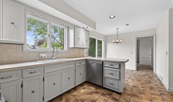 3415 N Applecrest Ct SE, Ada, MI 49301