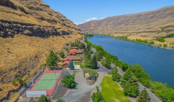 14286 Snake River Rd, Asotin, WA 99402
