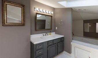 10 Ten Broeck Pl, Albany, NY 12210