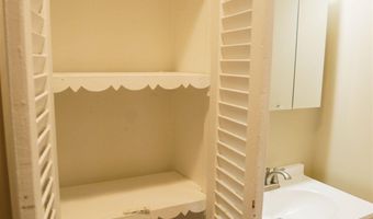 72 W 12TH St 2, Bayonne, NJ 07002
