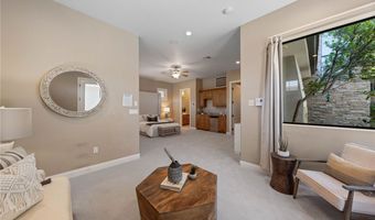 29 Soaring Bird Ct, Las Vegas, NV 89135