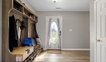 4345 Walnut St, Albertville, AL 35950