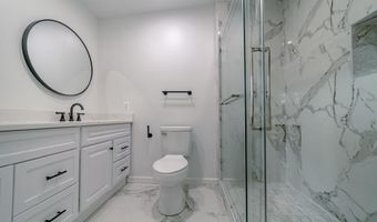 917 EMERSON St NW, Washington, DC 20011