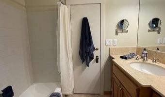 480 S Shilling Ave, Blackfoot, ID 83221
