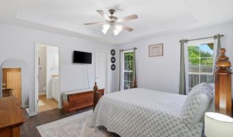 326 Fairview Dr, Brandon, MS 39047