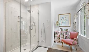 25 Spring St, Chester, CT 06412