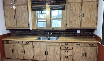 415 West Ave, Mauston, WI 53948