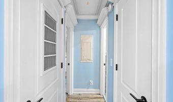 102 Battery Ln 102, Beaufort, SC 29902