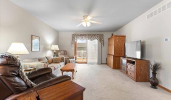 827 SW 46th St, Ankeny, IA 50023