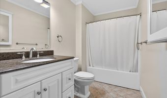 22 Emerald Ln, Bethany, CT 06524