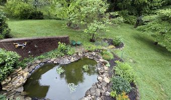 206 Meadow Ridge Dr, Bardstown, KY 40004