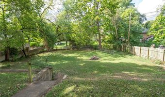 9211 Niles Pl, Affton, MO 63123