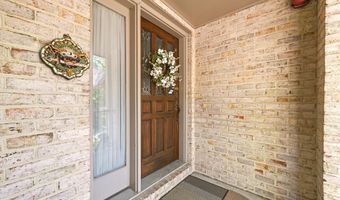 5803 MADAKET Rd, Bethesda, MD 20816