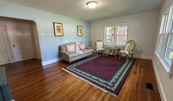 904 N Academy St, Ahoskie, NC 27910
