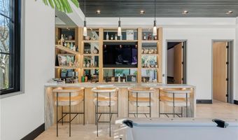 4050 Contera Rd, Encino, CA 91436