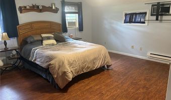 12096 Baumhart Rd, Amherst, OH 44001