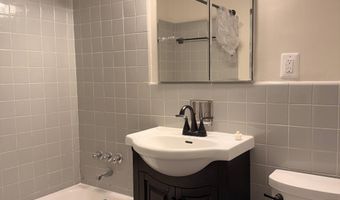 4740 CONNECTICUT Ave NW 112, Washington, DC 20008