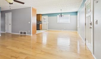 729 Elm St, Barboursville, WV 25504