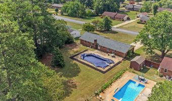 112 Shoally Park Dr, Boiling Springs, SC 29316