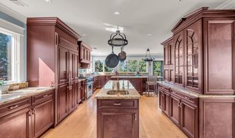 280 Ocean Blvd, Atlantic Highlands, NJ 07716