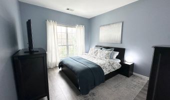 4870 EISENHOWER Ave 407, Alexandria, VA 22304