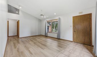 2260 Englewood Ave, Akron, OH 44312