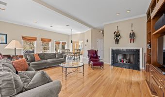 319 Redstone Dr, Cheshire, CT 06410