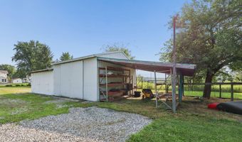 107 W High St, Ashley, OH 43003