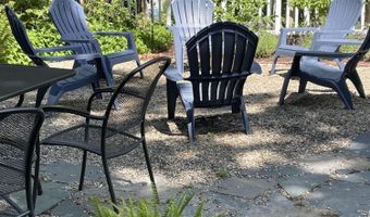 1059 Washington St, Bath, ME 04530