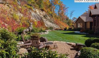 484 Farm Loop Rd, Banner Elk, NC 28604