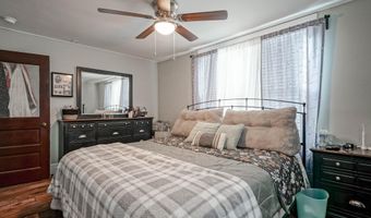 218 WALNUT St, Audubon, NJ 08106