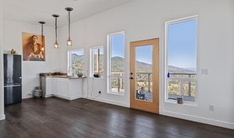 3152 Siskiyou Blvd, Ashland, OR 97520