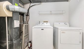 2808 Barclay Way, Ann Arbor, MI 48105