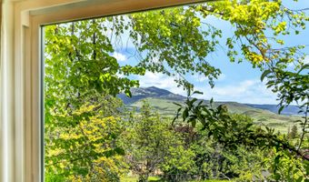 480 Harrison St, Ashland, OR 97520