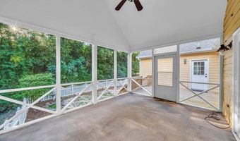 104 Westlake Cir, Americus, GA 31709