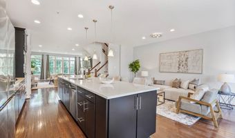 44713 PLYMPTON Sq, Ashburn, VA 20147