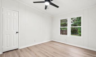 444 Church St, Appomattox, VA 24522